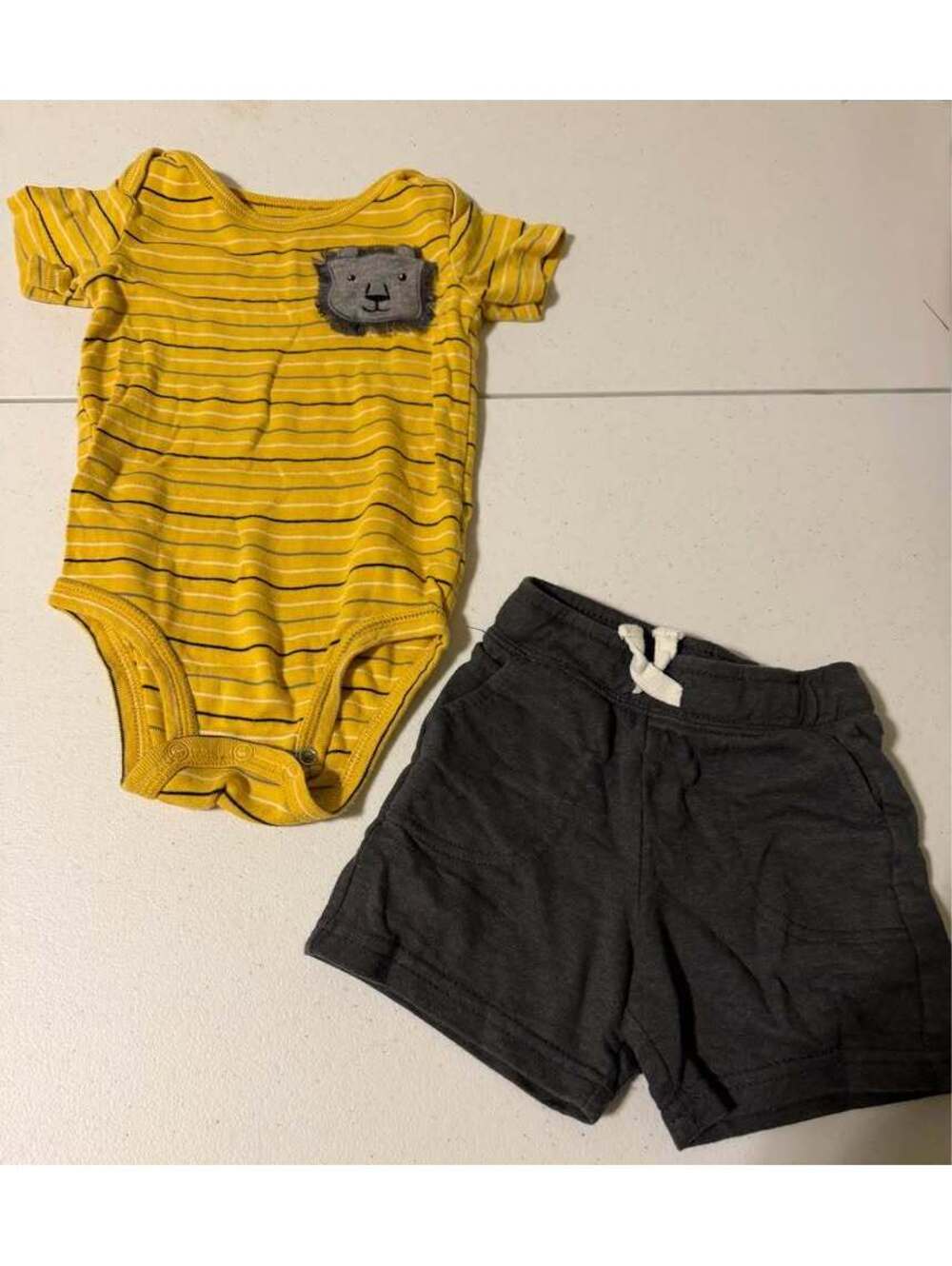 Cat & Jack Baby Boy 18M Bodysuit and Shorts Set